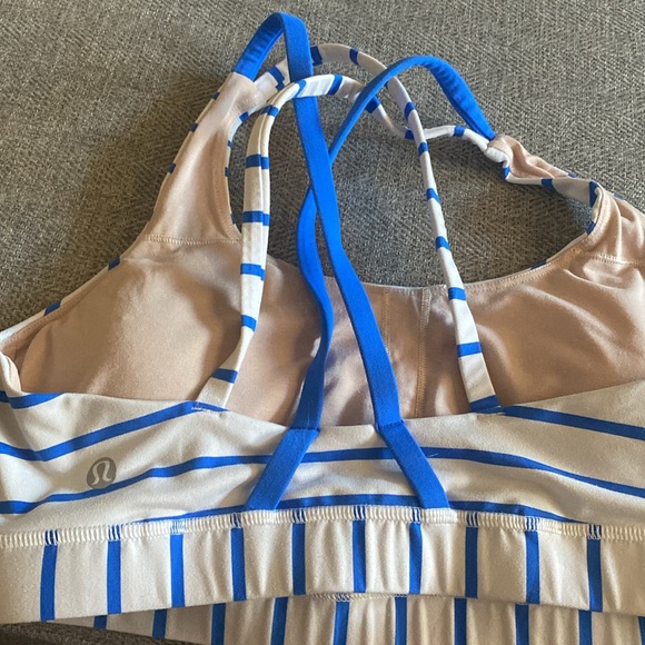 Lululemon sport bra - Picture 6 of 13